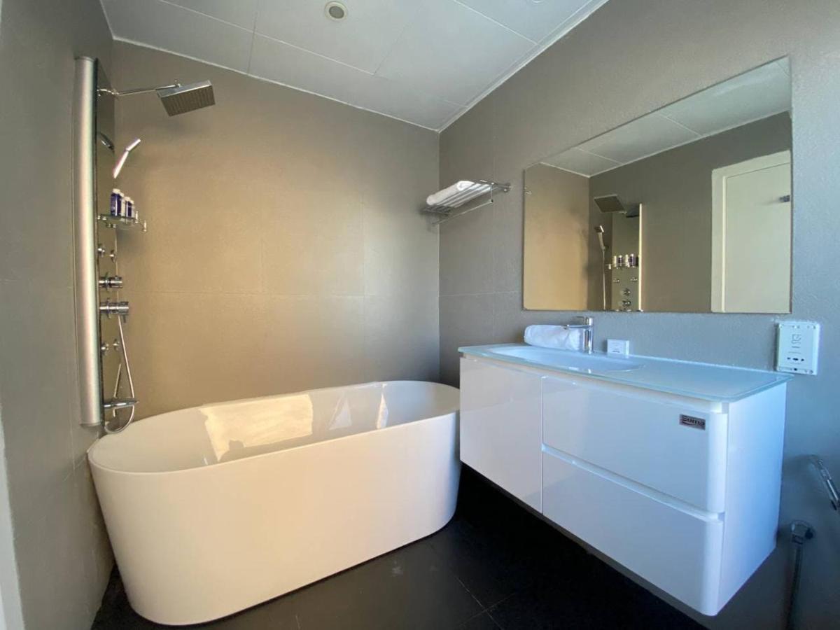 דובאי Luxury Jbr Apartments , Beach , Pool , Parking מראה חיצוני תמונה