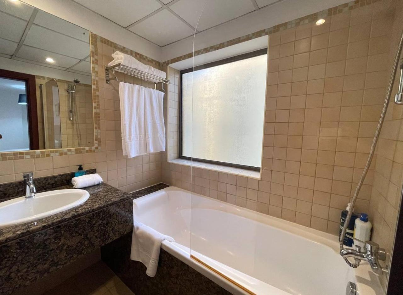 דובאי Luxury Jbr Apartments , Beach , Pool , Parking מראה חיצוני תמונה